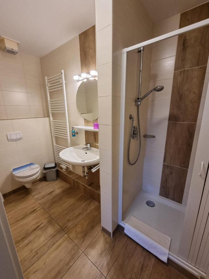 נורדייך Hotel Pension Nordseewelle מראה חיצוני תמונה